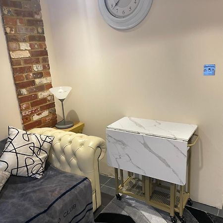 Apartmán Flat 3 Meadow View Cozy Getaway Hurst Exteriér fotografie